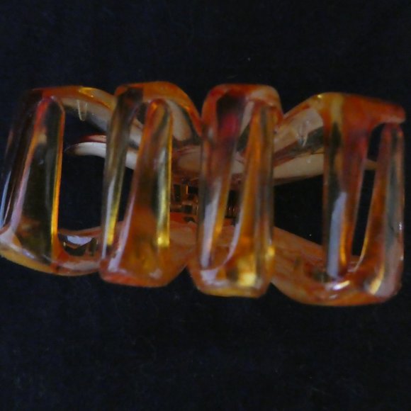 Beautiful| SET OF 3 | Floral Claw Clips | Red, Blue and Orange Flowers - Picture 5 of 11